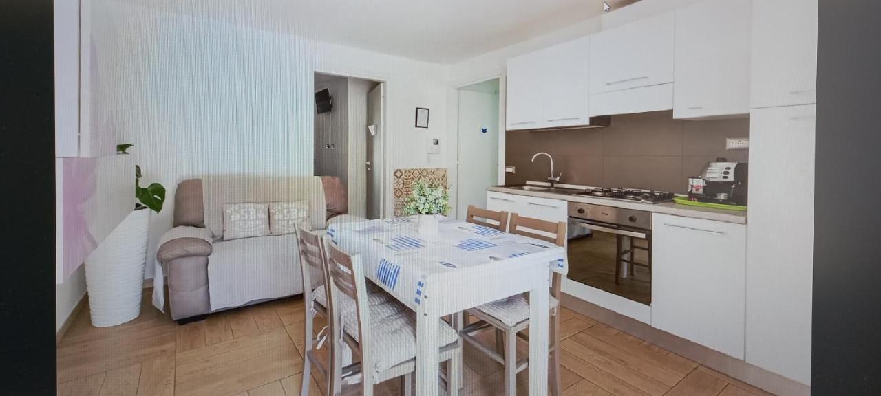 Oristano 5 Pers Appartamento Экстерьер фото
